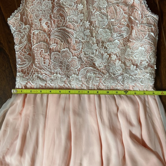🆕 Beautiful peach coloured maxi evening dress in size us 8 - Picture 9 of 11